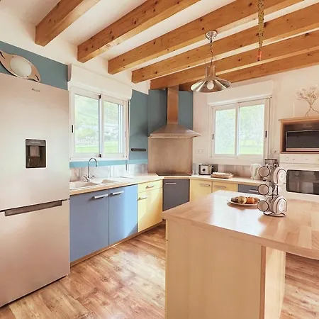 Belle Maison Confort, Vue Exceptionnelle ! * Aste-Beon