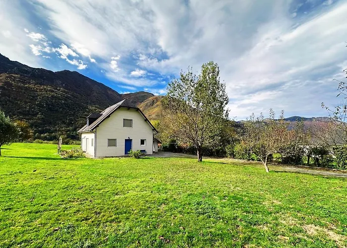 Belle Maison Confort, Vue Exceptionnelle ! * Aste-Beon